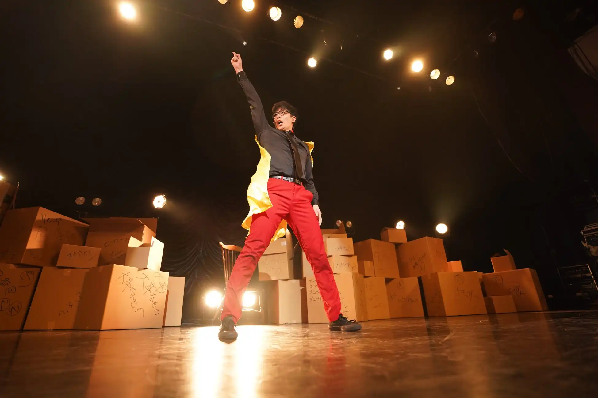 METEORA所属のネスが単独公演『うそつき』を7月27日に開催、脚本家加東岳史を迎えて嘘と真実をテーマにした昼夜2部構成の没入型ステージを展開