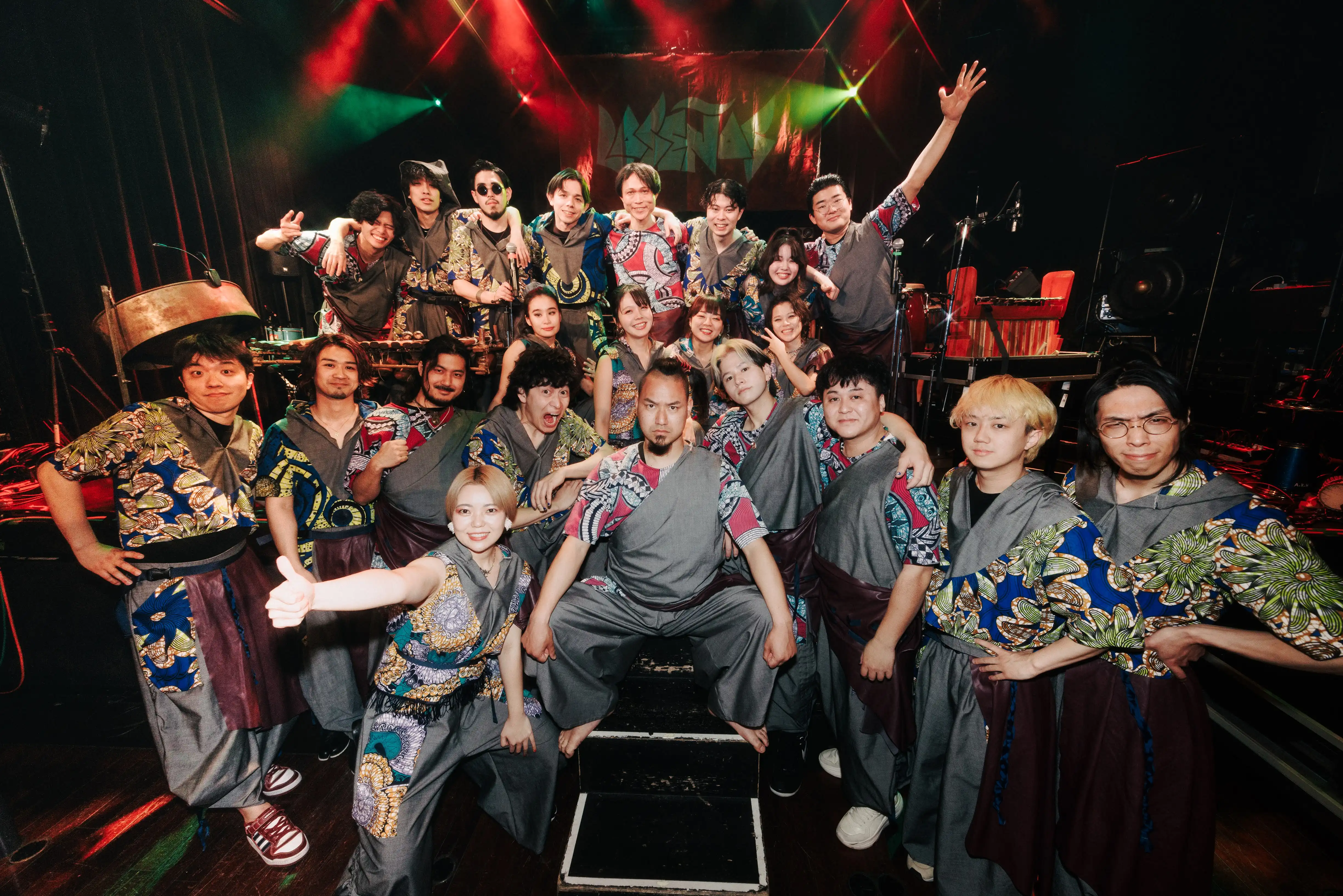 「LA SEÑAS ワンマンライブ【熱を帯びた夜に狂う】」が8月13日に開催｜料金やチケット、出演者などを紹介