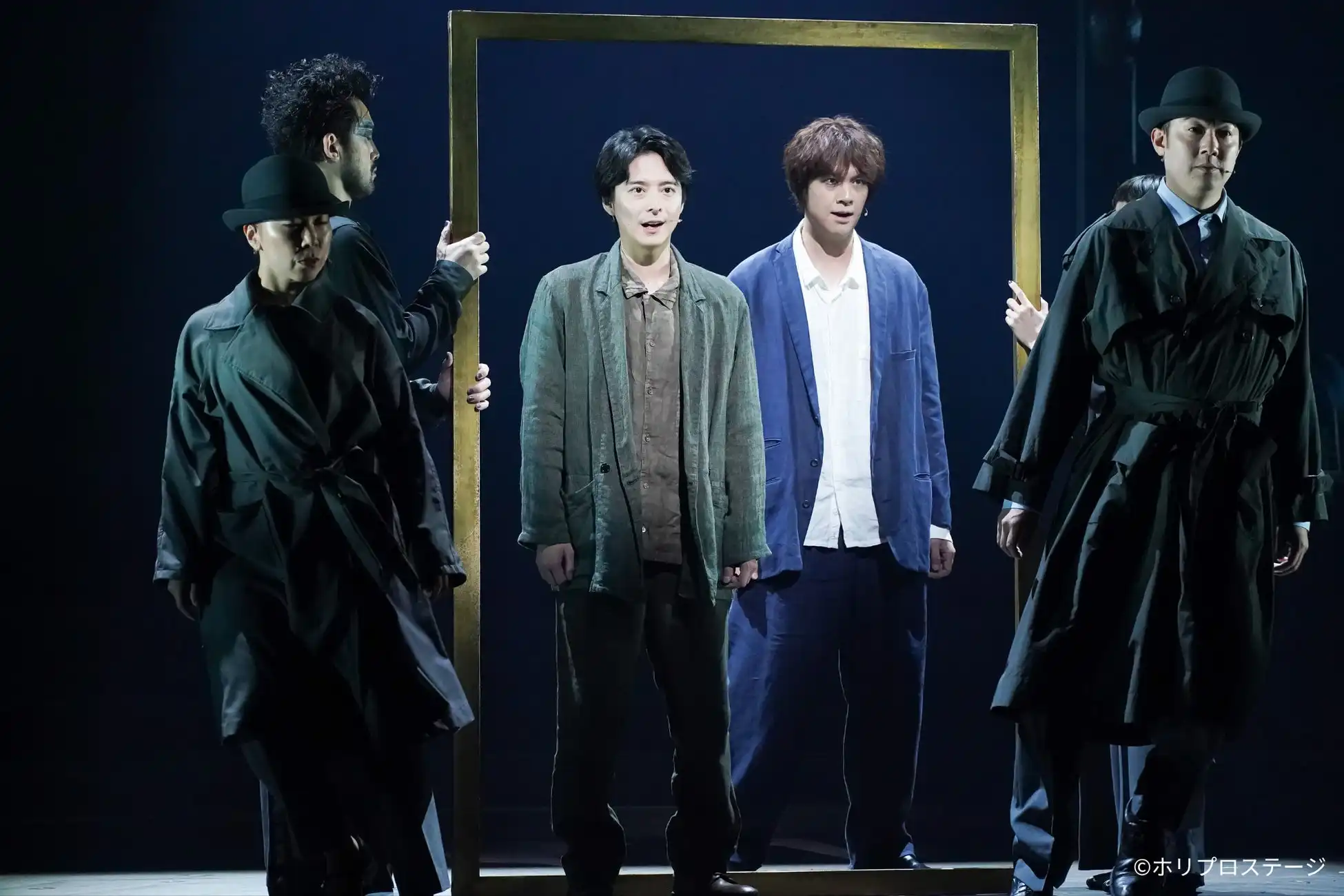 ミュージカル『ある男』が8月4日に世界初演開幕、浦井健治と小池徹平が平野啓一郎原作の人間ドラマを東京建物Brillia HALLで8月17日まで上演