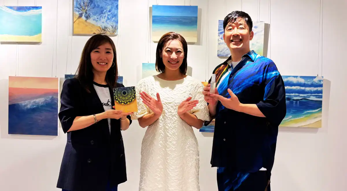 あべこうじがフェイシャルマスク「bicent」の販売記念トークイベントを二子玉川で開催、青森県百沢温泉の温泉水とヒバ・ローズの香りで開発したシートマスクを紹介